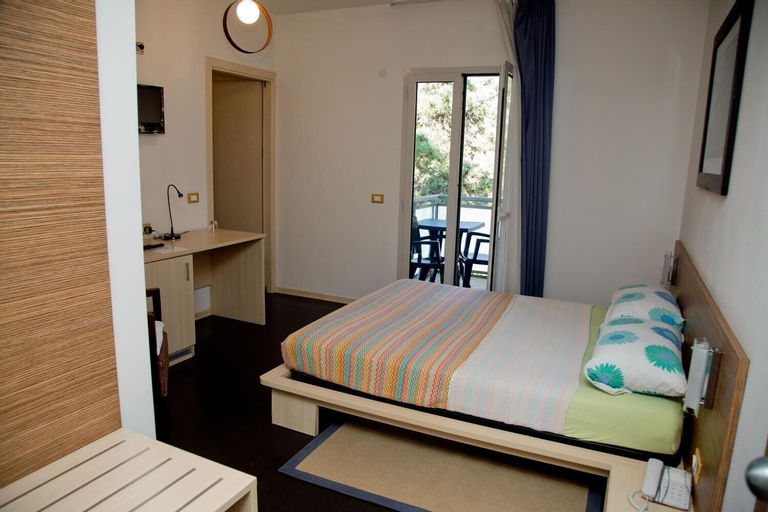 Bedroom 3, Hotel Anapaya, Udine