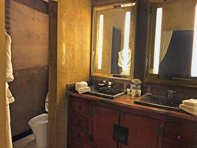 Bathroom 4, Border House at Crystal Bay Casino, Placer