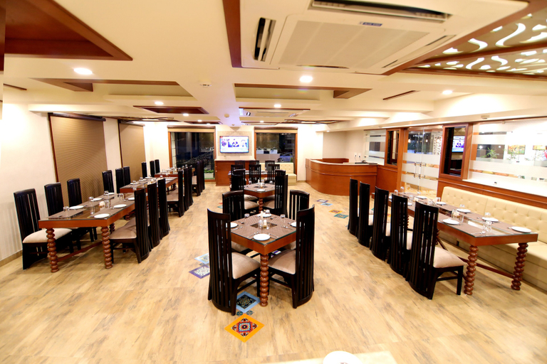 Food & Drinks 5, Udman Hotel Haridwar, Dehradun