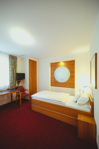 Bedroom 2, Hotel am Mühlbach, Rastatt
