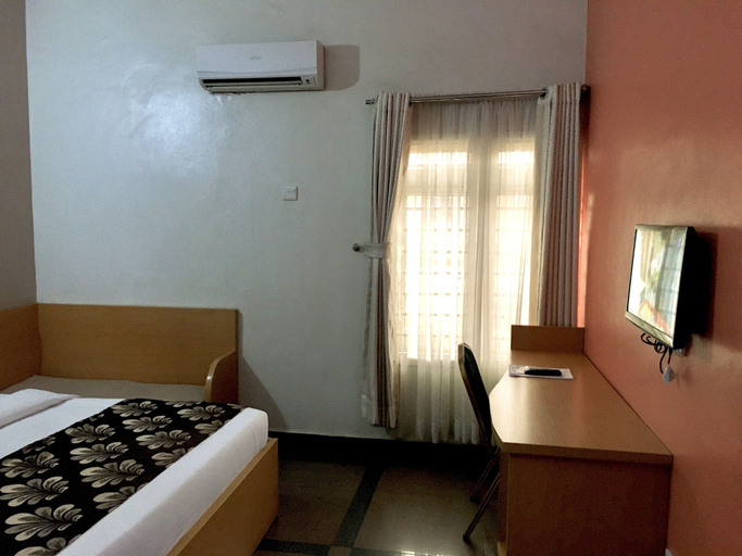Bedroom 2, Beij-Inn & Suite Limited, Kosofe