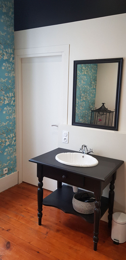 Bathroom 5, Le Durivum, Vendée