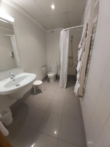Bathroom 4, Hotel Gatell, Barcelona
