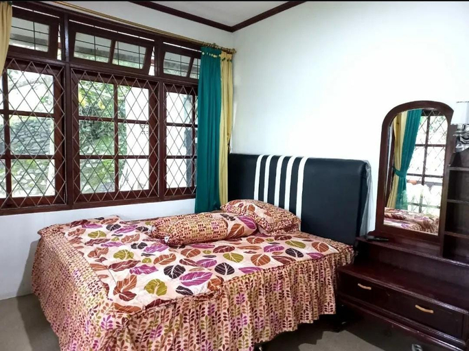 Bedroom 2, Villa Neelendra, Bogor