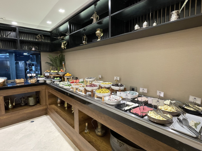 Food & Drinks 5, Days Hotel by Wyndham Istanbul Maltepe, Kartal