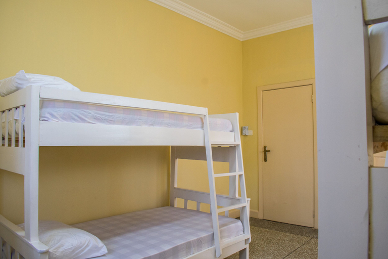 Bedroom 2, Brannic Lodge - Hostel, Accra