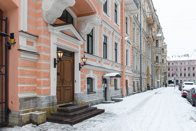 Exterior & Views 2, Staronevsky Dom, Sankt-Peterburg gorsovet
