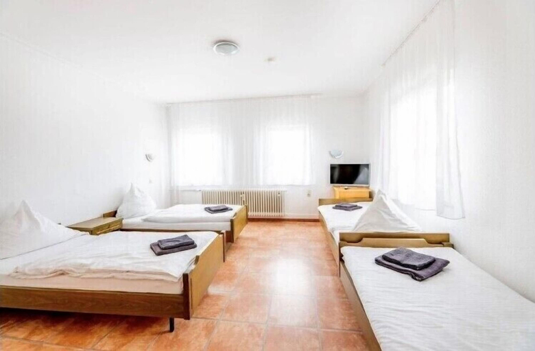 Bedroom 3, My Pension, Esslingen