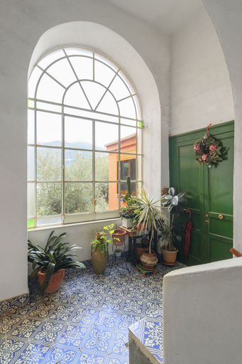 Interior entrance, Seiano, Napoli