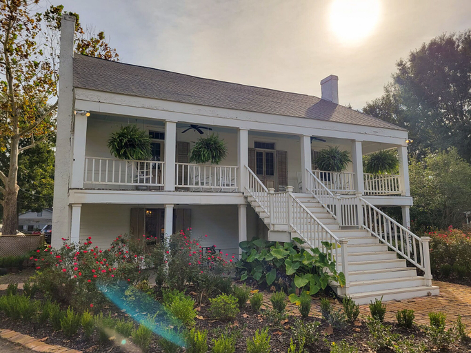 Exterior & Views 1, Marguerite Bed and Breakfast, Iberville