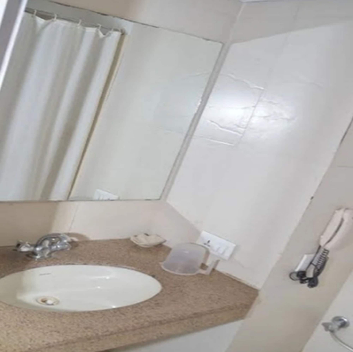 Bathroom 2, Hotel Regency Square, Gwalior