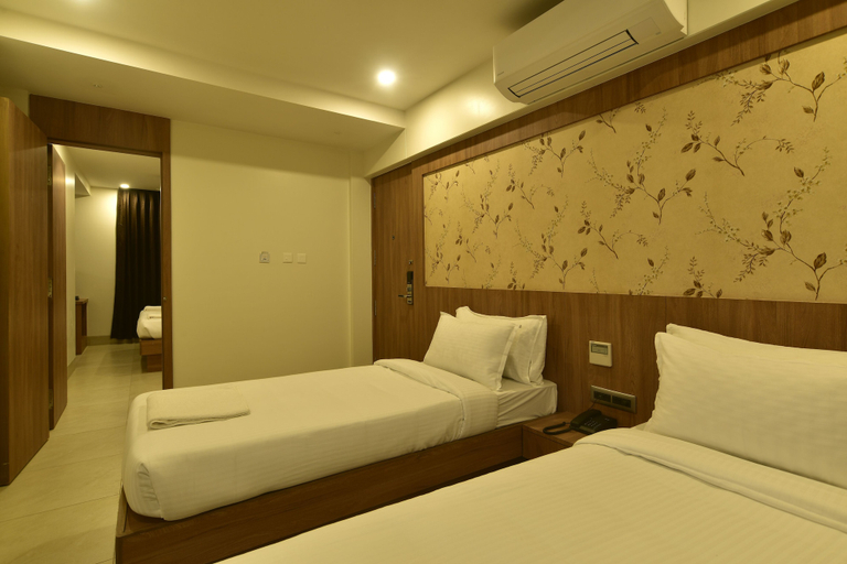 Bedroom 5, Panchavati Express, Nashik