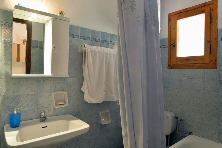 Bathroom 3, Feeloxenia Corfu Apartments, Ionian Islands