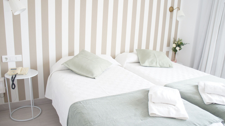 Bedroom 3, Apartamentos Calma Rentals, Málaga