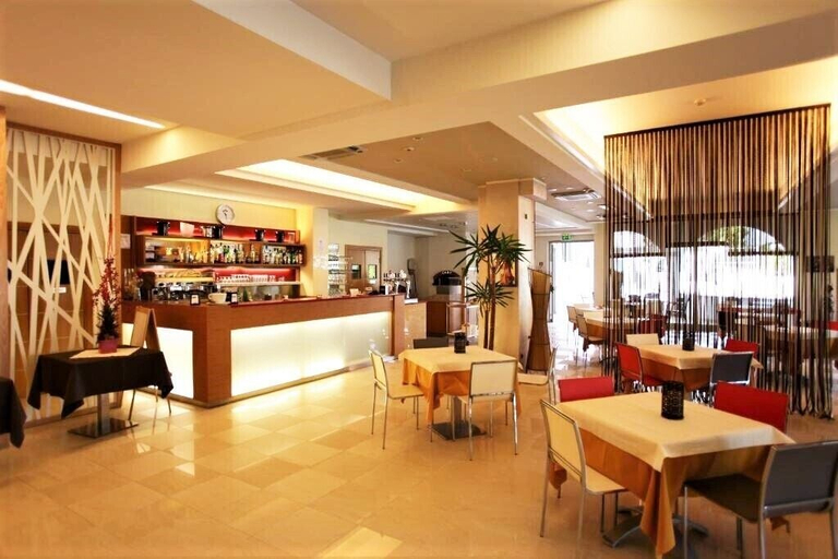 Food & Drinks 4, Hotel Rivus, Verona