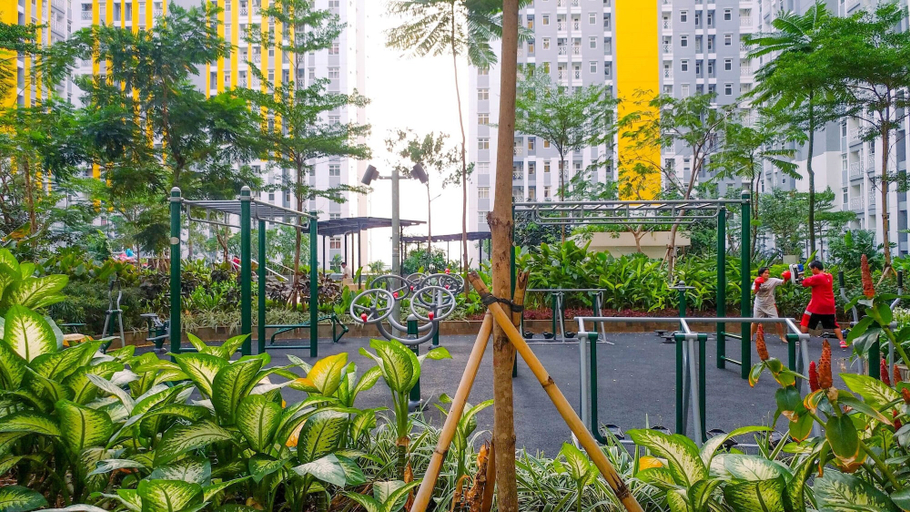 Family & Kids, Modern Furnished Studio at Springlake Summarecon Bekasi Apartment, Bekasi