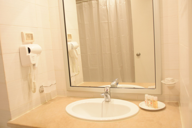 Bathroom, Hôtel Hammamet Beach, Hammamet