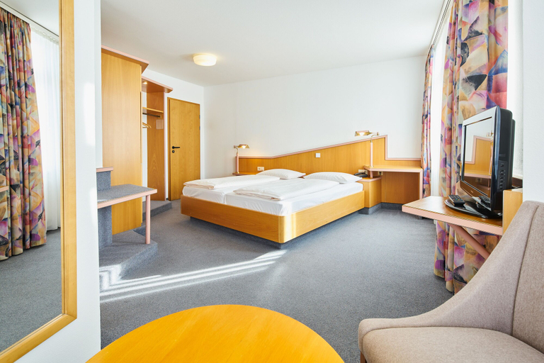 Bedroom 4, Hotel Brita Stuttgart, Stuttgart