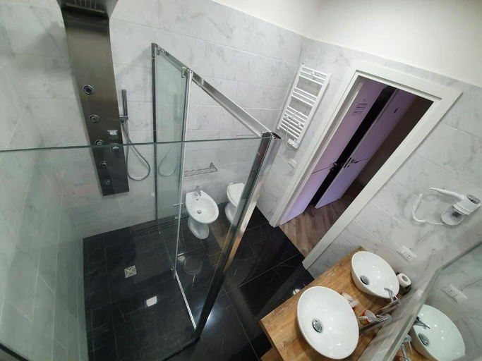 Bathroom 5, Dimorra Boutique Rooms, Napoli