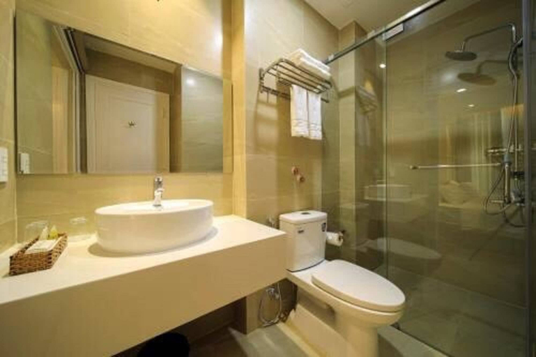 Bathroom 4, Lucky Tuy Hoa, Tuy Hoa