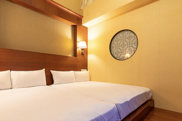 Bedroom 2, Chicago Motel, Yilan