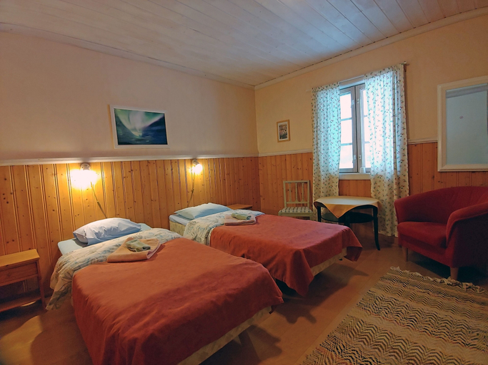 Bedroom 2, Kestikievari Herranniemi, North Karelia