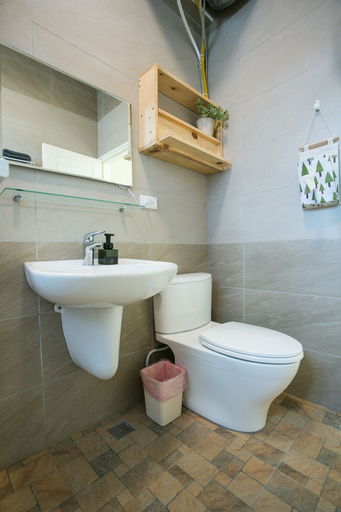 Bathroom 3, Tree House Café & Homestay, Miaoli
