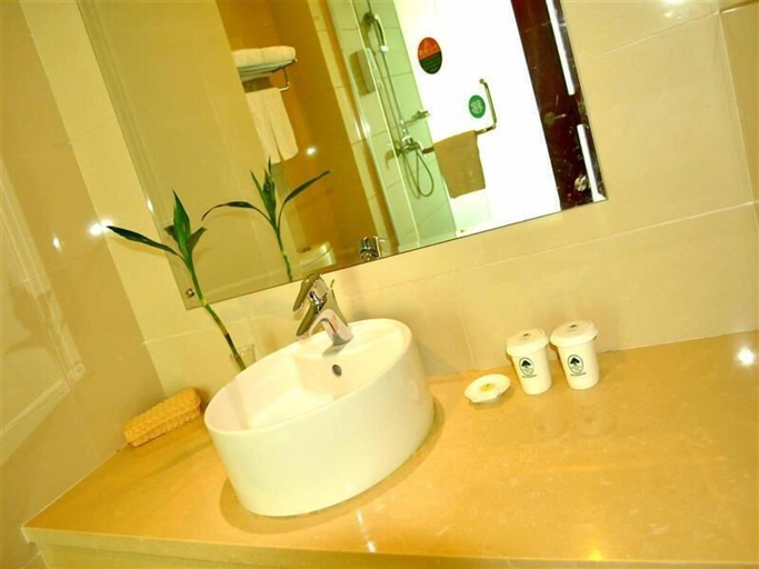 Bathroom 3, GreenTree Inn Zhoushan Xincheng Business Hotel, Zhoushan