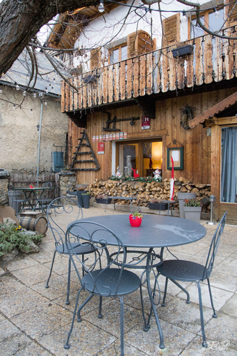 Food & Drinks 4, Auberge de la Foret, Isère