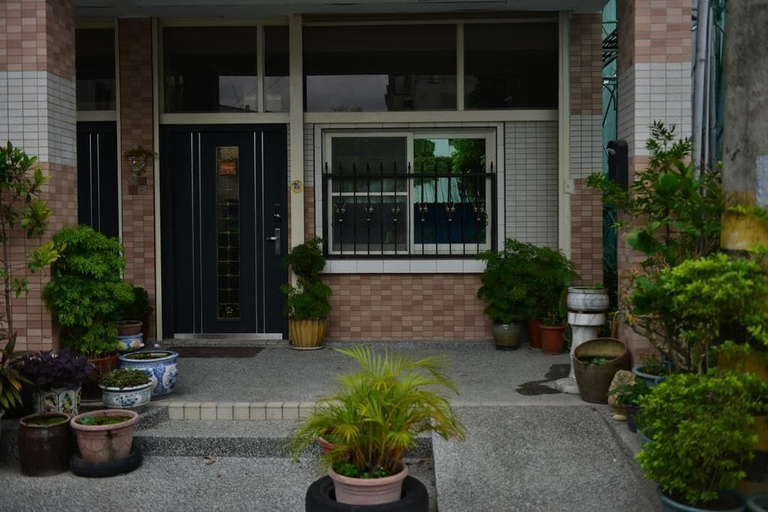 Exterior & Views, Happy feet Youth B&B, Hualien