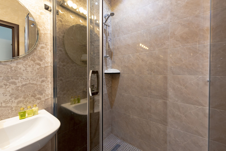 Bathroom 2, InnDays Sadovaya street 3k3, Podol'skiy rayon