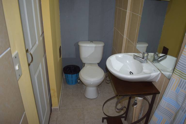 Bathroom 4, Orison Managua, Managua