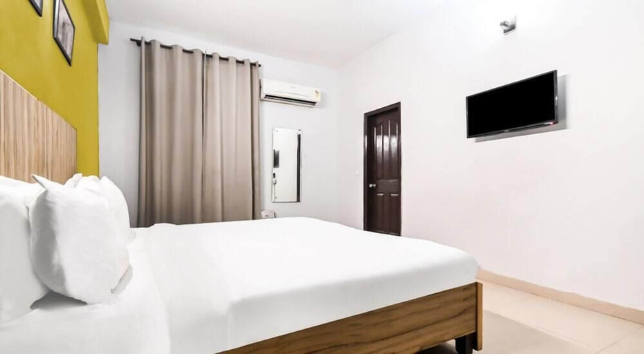 Bedroom 3, Hello Stay Green, Gautam Buddha Nagar