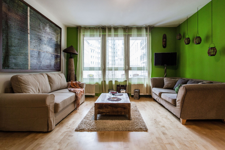 Others 5, Hollo 12 Apartment II., Budapesti