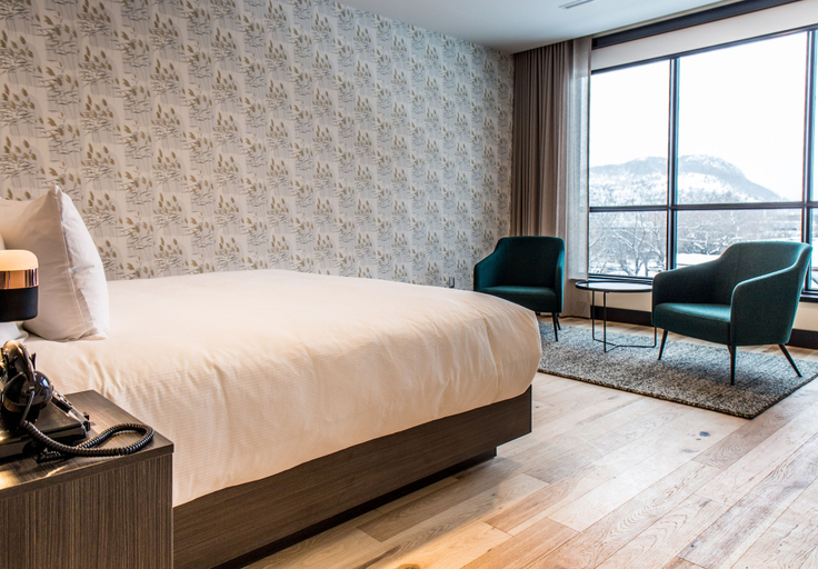Bedroom 3, Hew & Draw Hotel, Division No. 5