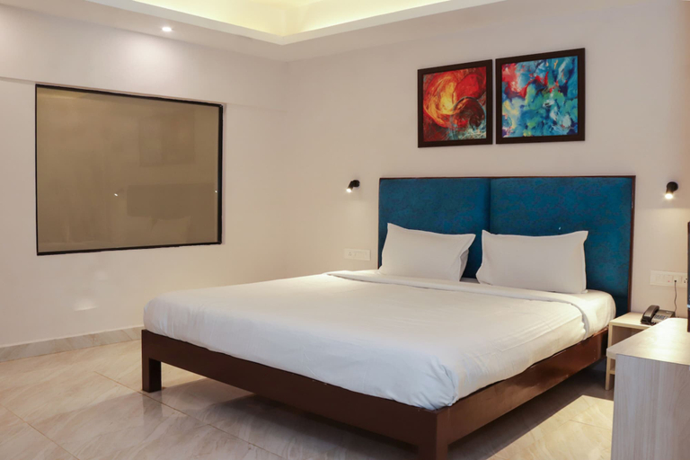 Bedroom 2, Sandbanks Beach Resort, North Goa