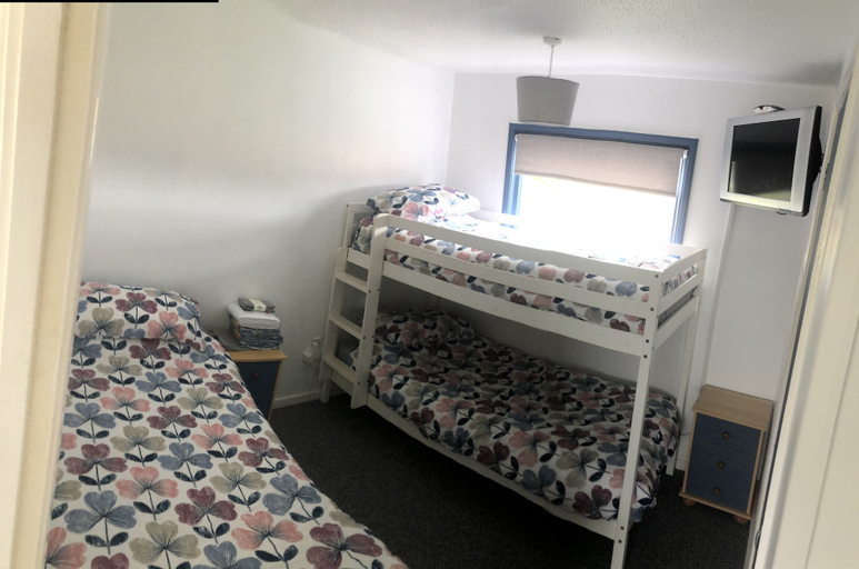 Bedroom, Inviting 2-bed Apartment in Hemsby, Norfolk