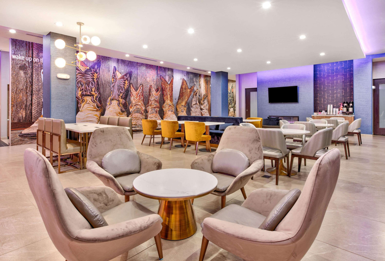 Food & Drinks 5, La Quinta Inn & Suites by Wyndham Terrell, Kaufman