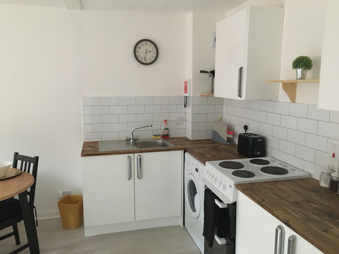 Others 4, Ashdown Apartment, Northamptonshire