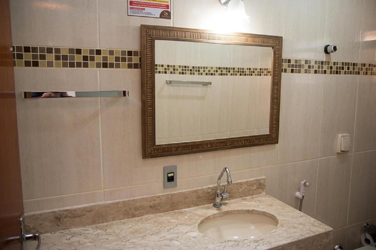 Bathroom 4, Hotel São Marcos, Orlandia