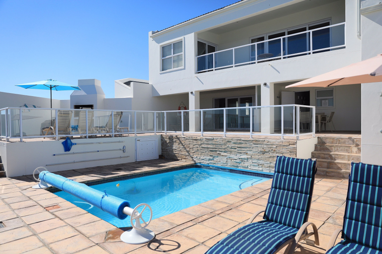 Sport & Beauty 4, Zeezicht Apartments, West Coast