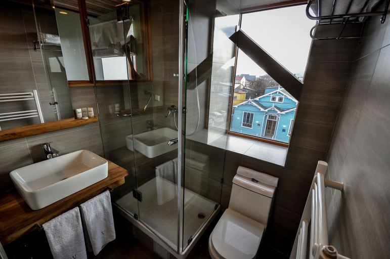 Bathroom 4, Hotel Vendaval, Última Esperanza