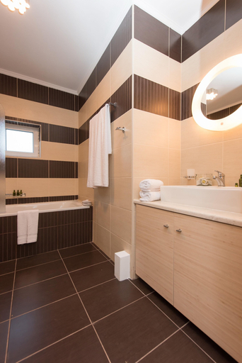 Bathroom 3, Villa Venus, Crete