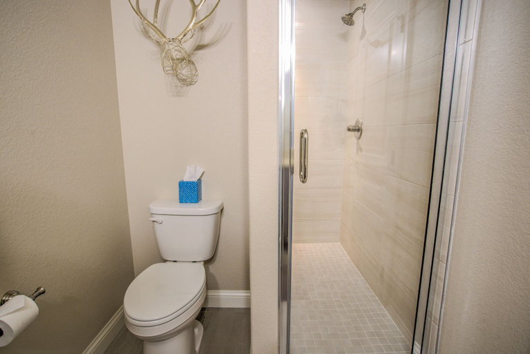 Bathroom 4, 4bdpikes Peak Viewsminutes to Hiking & Dining!!, El Paso