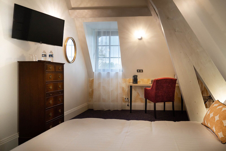 Bedroom 3, Les Jardins de Joséphine - Le Manoir, Eure