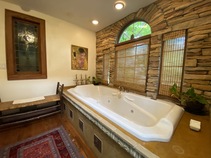 Bathroom 3, Wild Goose Inn, Ingham