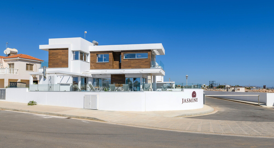 Exterior & Views, Infinity View Villa