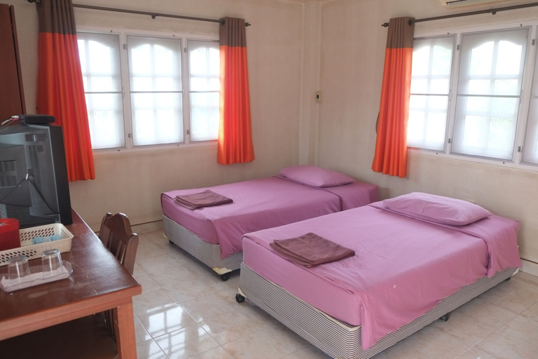Bedroom 2, Baan Chom Chan Resort, Sattahip