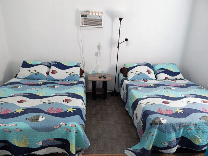 Bedroom 2, JJB Cabins, Matagorda