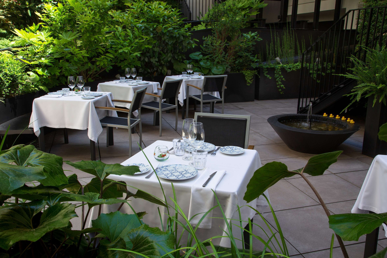 Food & Drinks 5, Atocha Hotel Madrid, Tapestry Collection by Hilton, Madrid